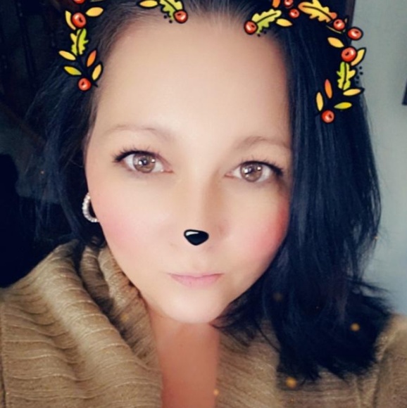 Meet your Posher, Jenna - Picture 1 of 1